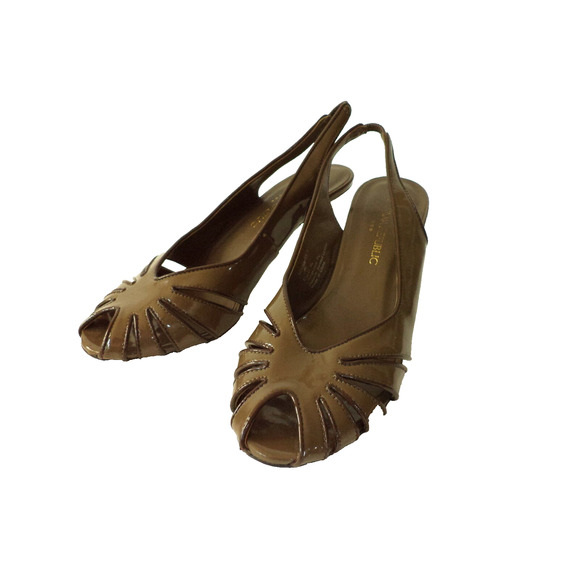 BANANA REPUBLIC 7M MOCHA BROWN PU PATENT LEATHER SLINGBACK OPEN TOE SANDAL SHOE - Picture 1 of 8